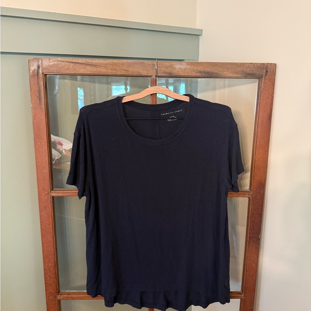 American Eagle Black Short Sleeve Basic Tee - Size Small
